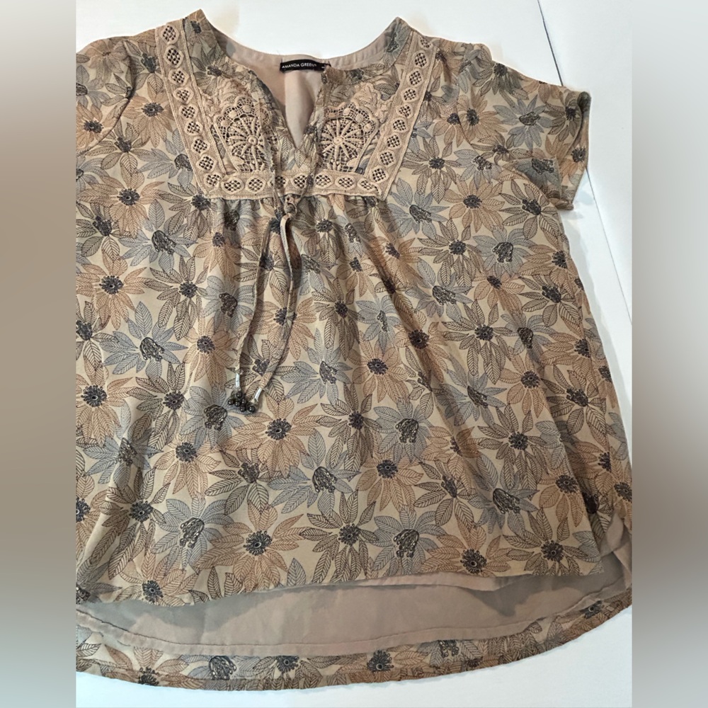 Women’s Large Popover Blouse - Picture 4 of 11